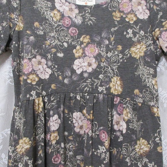 Floral Print Maxi Dress in Charcoal - Picture 6 of 10